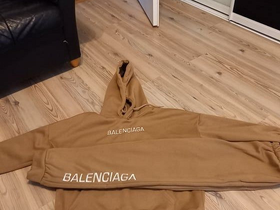 Balenciaga college