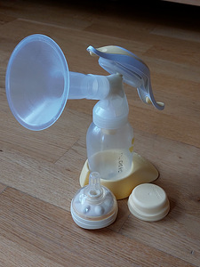 Uueväärne Medela rinnapump, medela calma otsik (2 foto / 2)