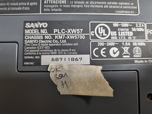 Sanyo PLC-XW57 (3 foto / 4)