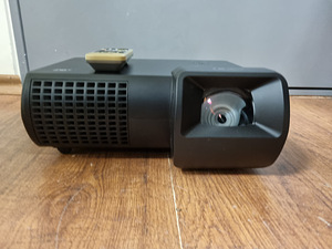 Sanyo PDG-DWL 100 (1 foto / 4)