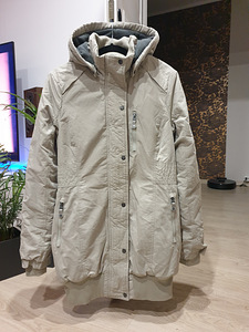 Uus naiste Bench parka L (1 foto / 7)