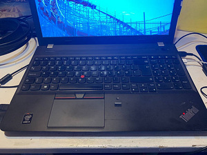 Lenovo Thinkpad E550 (3 фото из 5)