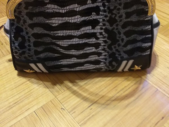 Сумочка