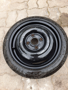Volkswagen/Audi varuratas 115/70 R15 (1 foto / 3)