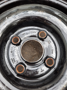 Volkswagen/Audi varuratas 115/70 R15 (2 foto / 3)