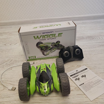 Радиоуправляемая трюковая машина 4WD