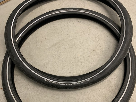 Шины Schwalbe на продажу
