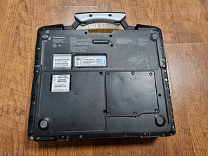 Panasonic CF-31 I5.6GB, 128SSD. (4 фото из 5)