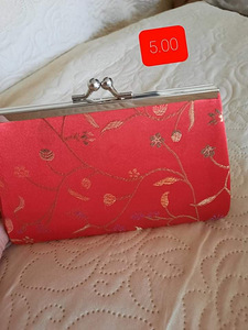 Clutch (1 foto / 5)