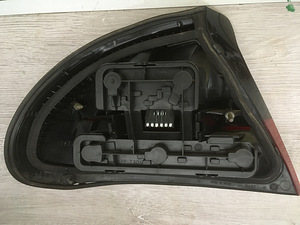 OPEL TIGRA ЗАДНИЕ ФОНАРИ (4 фото из 4)