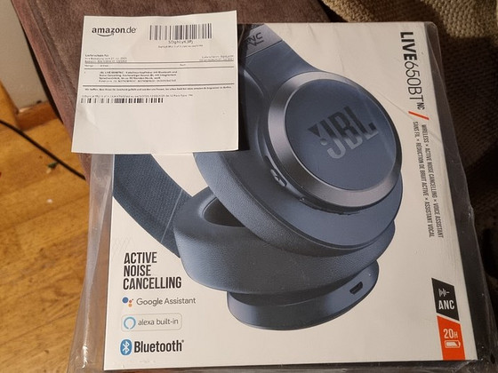 JBL Live 650BT