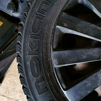 Шипованные шины Nokian Hakkapeliitta 195/65 R15
