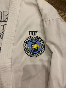 Кимоно, добок, ITF, размер S-M (2 фото из 6)