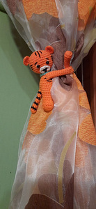 Amigurumi - tiigripoeg,hoidik kardinate jaoks lastetuppa (1 foto / 2)