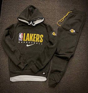 Nike Lakersi dressid (4 foto / 9)