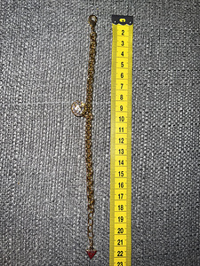 Guess kõrvarõngad ja käekett komplekt (3 foto / 3)