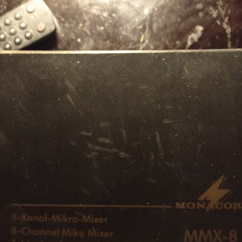Müün MMX 8 mikromikserit häälnäitlemiseks.