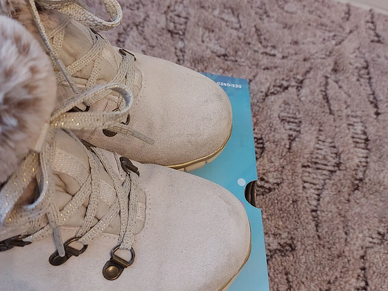 Зимние сапоги SKECHERS р.37