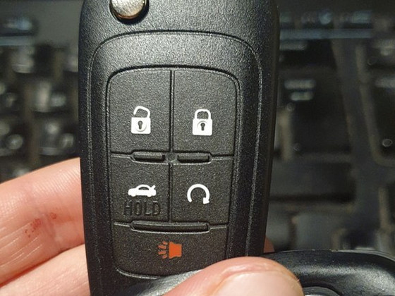 Opel automaatkäivitusega võti, vajadusel seadistamine