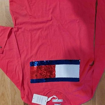 Tommy Hilfiger pusa