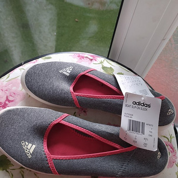 Adidas sussid, 40r
