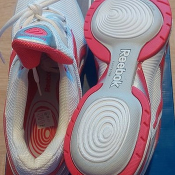 Tossud uued Reebok.