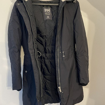 Helly Hanseni naiste parka - suurus M