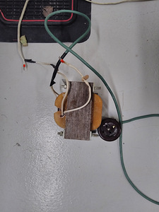 Vahelduvvoolutrafo võimsusega 220 kuni 110 1 kW (2 foto / 3)