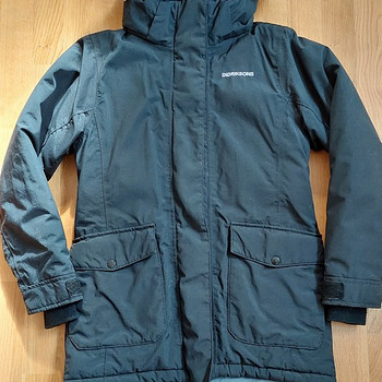 Didriksons parka tüdrukule 150sm