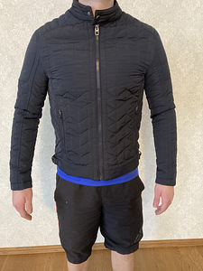 Весенняя куртка zara s170-173 (1 фото из 6)