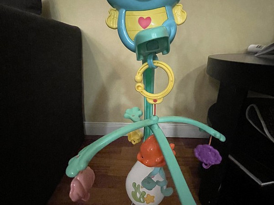 Fisher Price музыкальная карусель