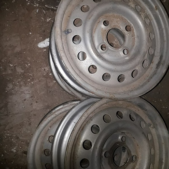 Штампованные диски для прицепа 4.00Jx13 H2 57/4×100 ET30