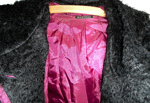 Bastion karvane must mantel kapuutsiga (44-46/ 2XL) (5 foto / 9)
