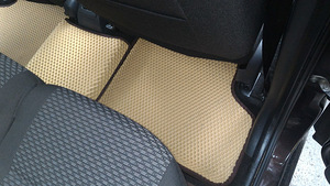 Auto matid 3D Komatto - iga auto kogu hooaeg 21Brand (2 foto / 10)