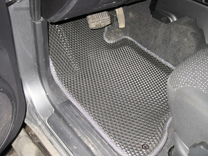 Auto matid 3D Komatto - iga auto kogu hooaeg 21Brand (3 foto / 10)