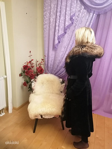 Натуральная женская шуба из "астрагана"/naturaalne kasukas (5 фото из 5)