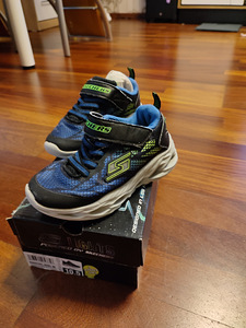 Skechers tossud s 27 (3 foto / 4)