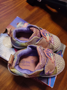 Skechers tossud s 24 (3 foto / 4)