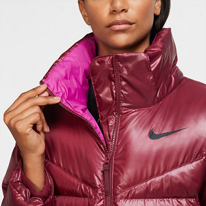 Naiste parka Nike (6 foto / 8)