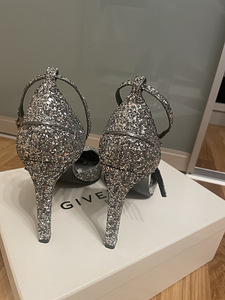 Givenchy нарядные туфельки (3 фото из 3)