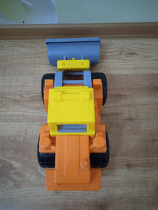 Traktor (5 foto / 5)