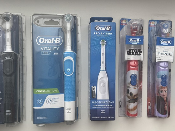 Braun Oral-B / Philips Electric toothbrush