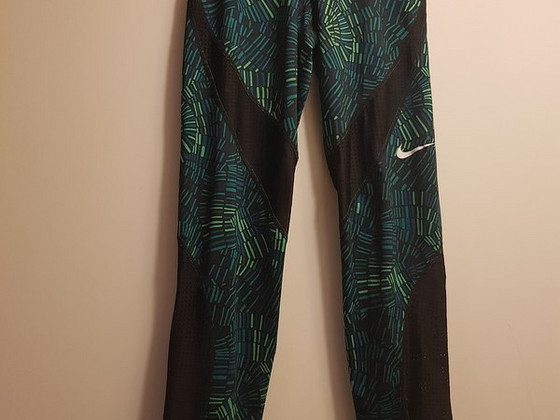 Новые лосины NIKE размер M