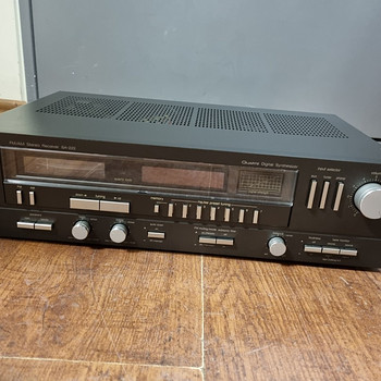 Technics SA-222 AM / FM стереоресивер