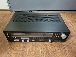 Technics SA-222 AM / FM стереоресивер (2 фото из 3)