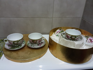 Чайный сервиз (1 фото из 4)