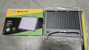 LED Prožektor 150W (2 foto / 2)