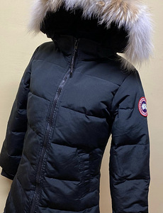 Женская куртка canada Goose, НОВИНКА! (1 фото из 9)