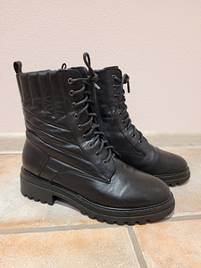 Talvenahast saapad Tamaris suurus 41 (2 foto / 2)
