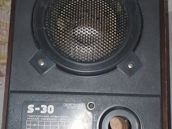 Продам russian time s30 колонки 2 штуки